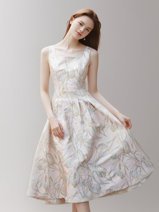Elegant Women's Formal Embroidered Sleeveless Dress For Banquet-ZS177
